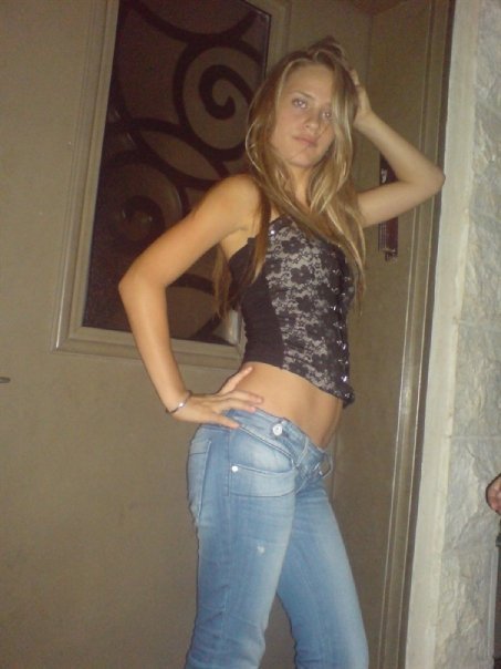 Escort Cassarah de Ozouer-le-Voulgis