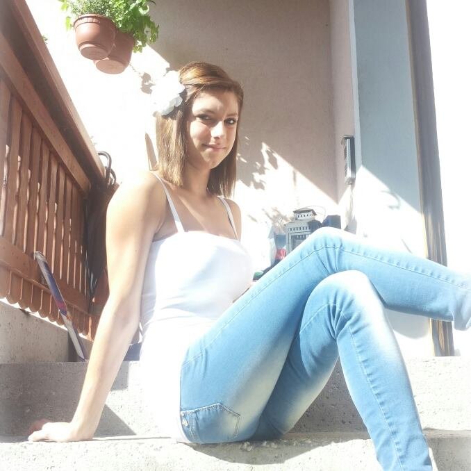 Escort Caren de Le Miroir